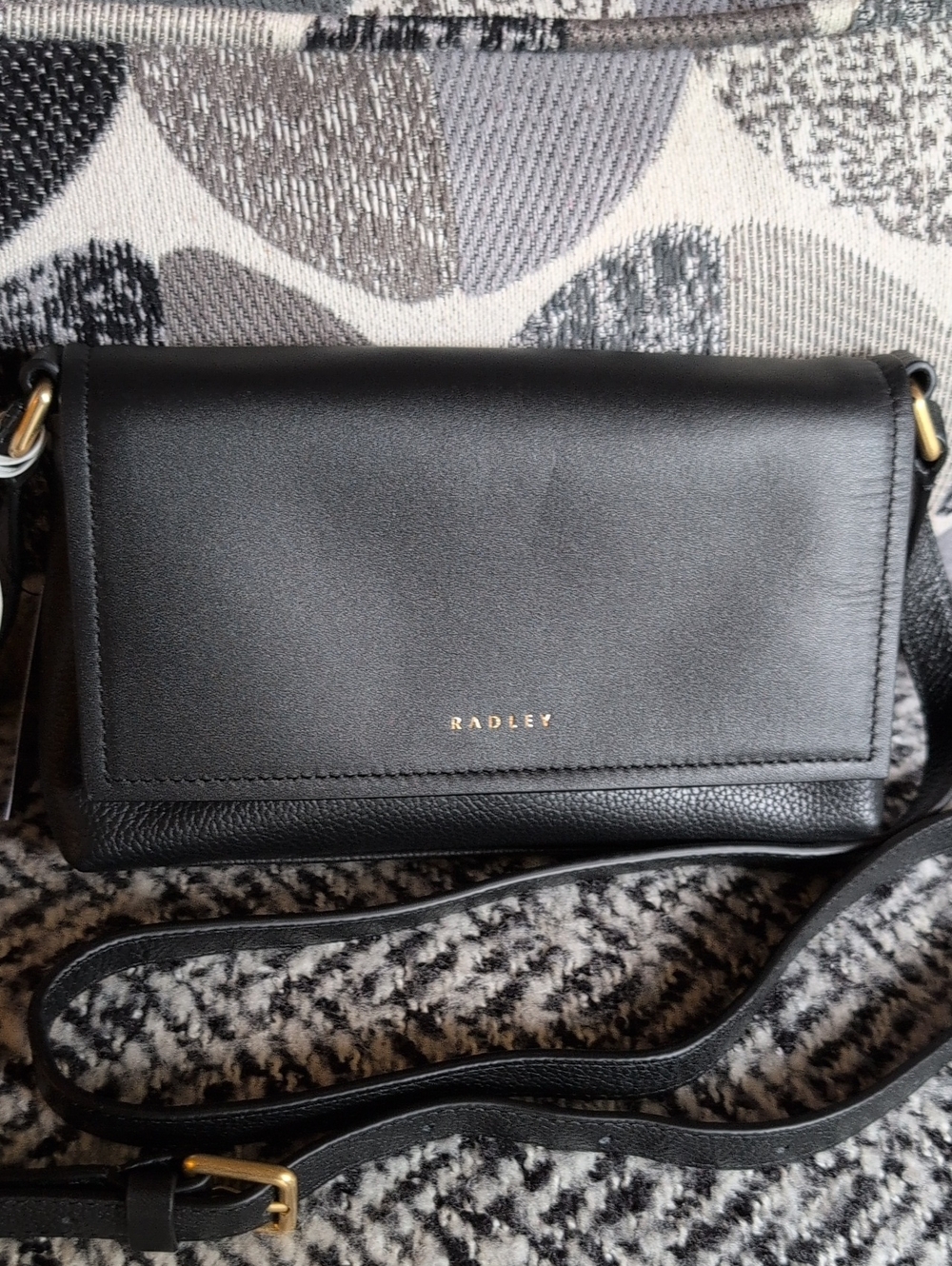 Radley London Black Leather Holmes Avenue Mini Flapover Crossbody Bag NWT